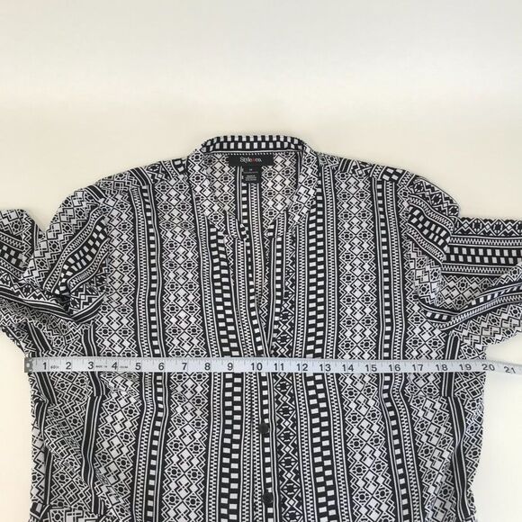 Style & Co. Split Neck Button Down Blouse Womens Medium Chiffon Asymmetrical Hem - Picture 6 of 9